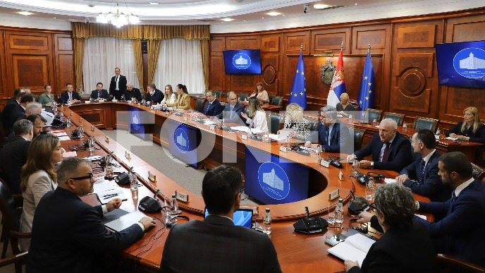 Sutra sednica o ceni rada
